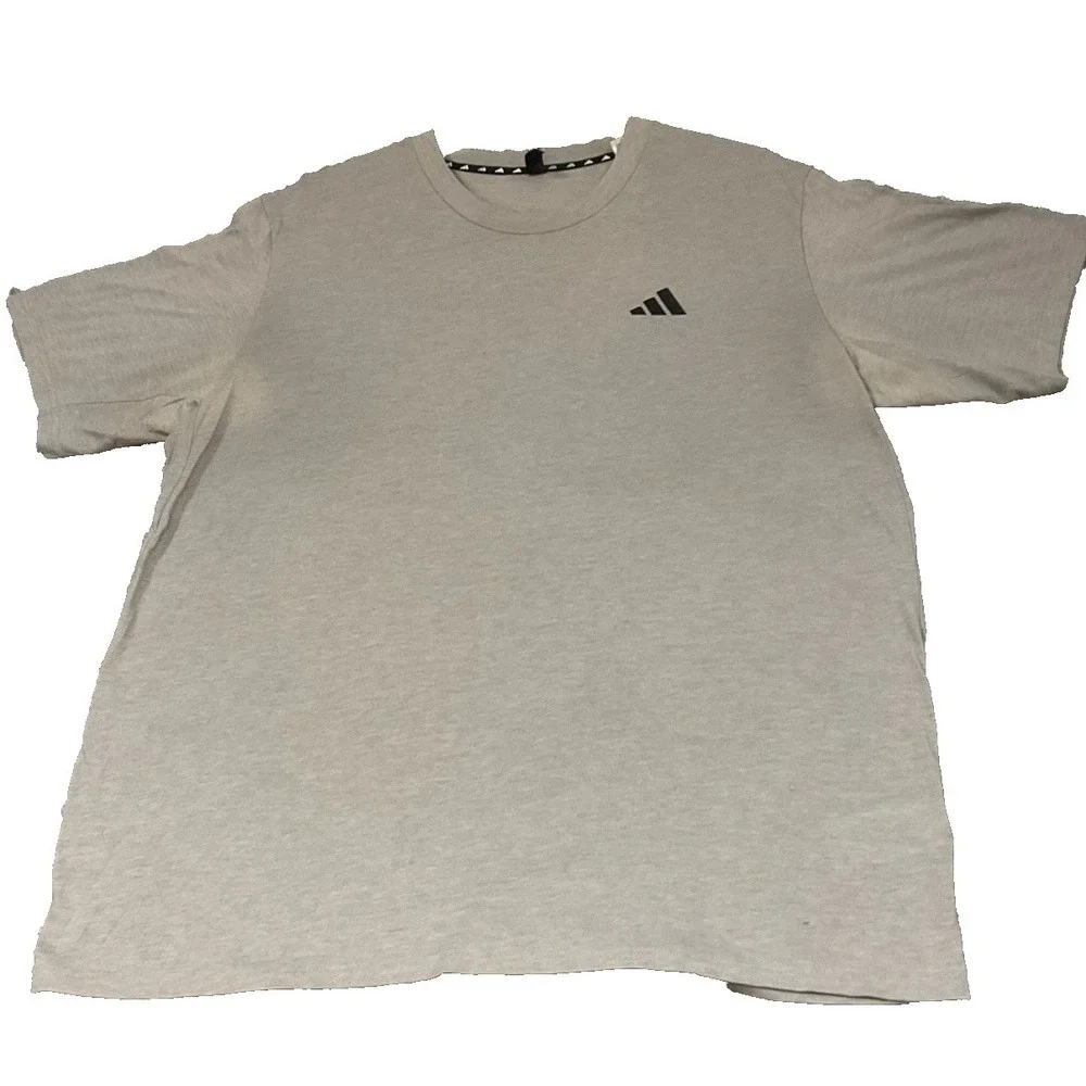 L, XL Lot of 3‎ Men's Adidas Graphic T-Shirts Short Sleeve Logo Classic Designs